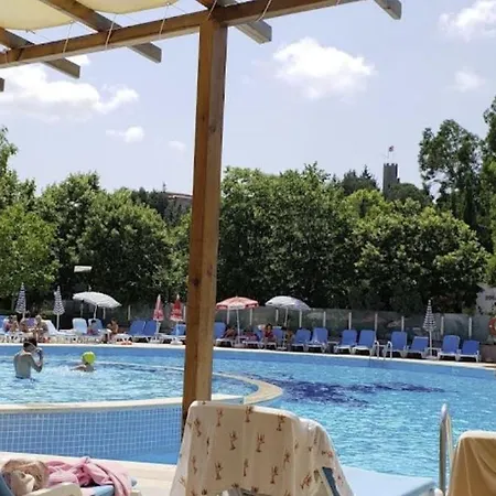 호텔 Doga Tatil Koeyue *