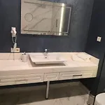 Doğa Tatil Köyü *